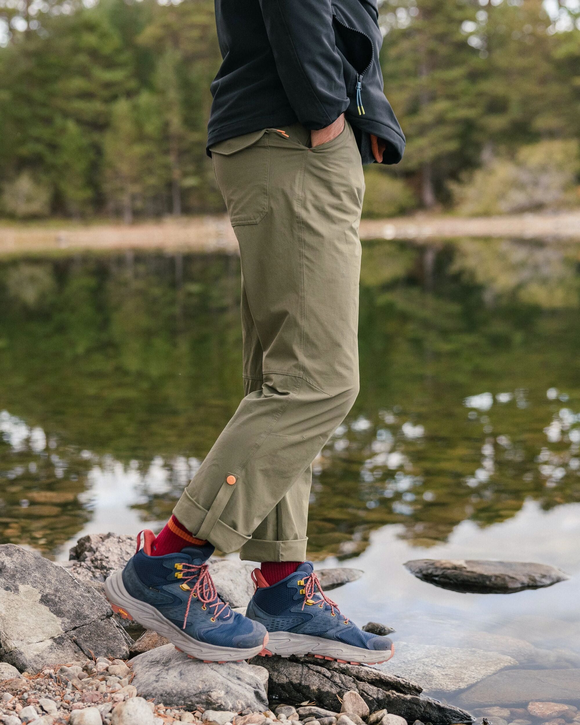 365 Trail Trouser - Khaki - Lifestyle