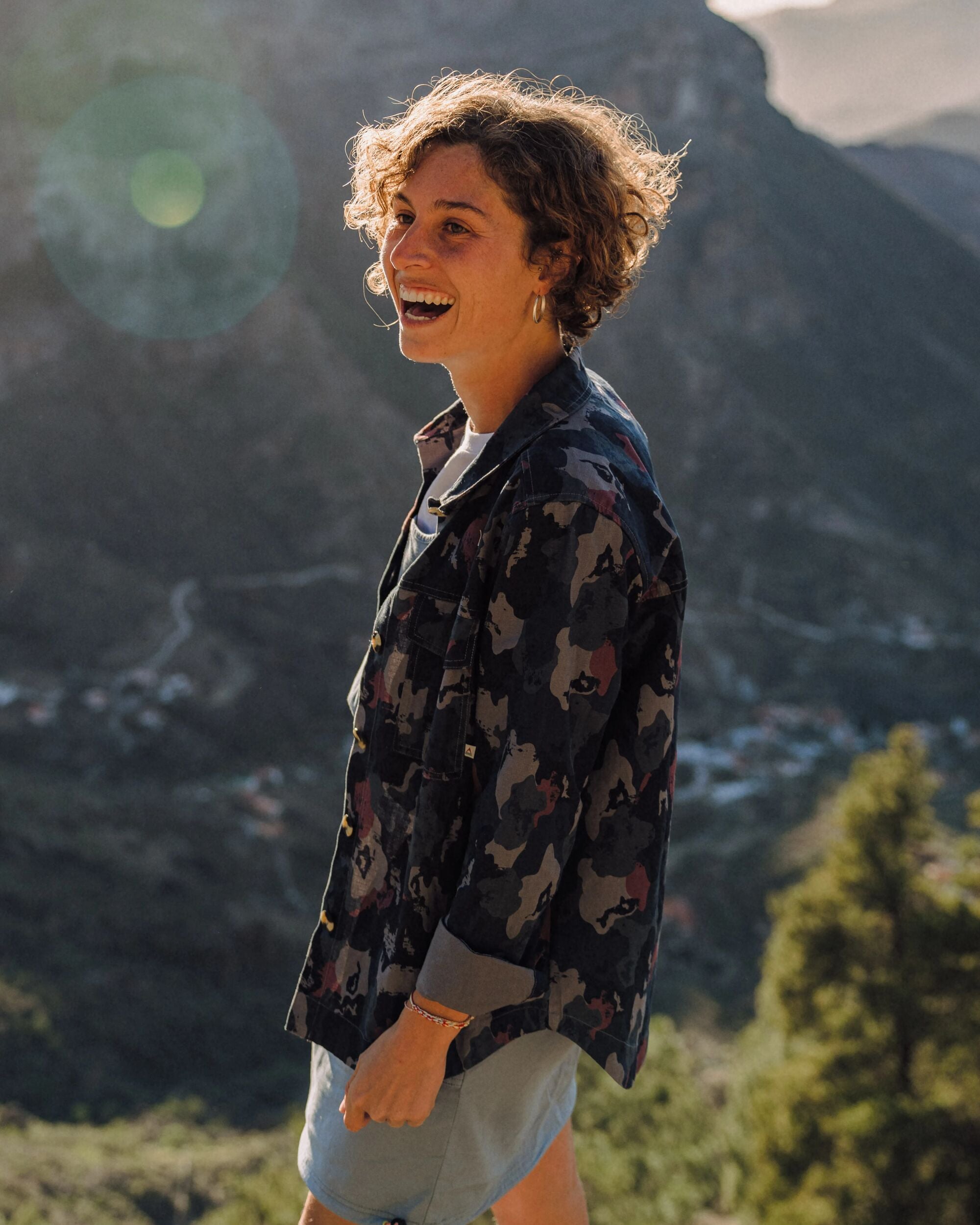 Coral Organic Cotton LS Shirt - Sycamore Camo - Lifestyle