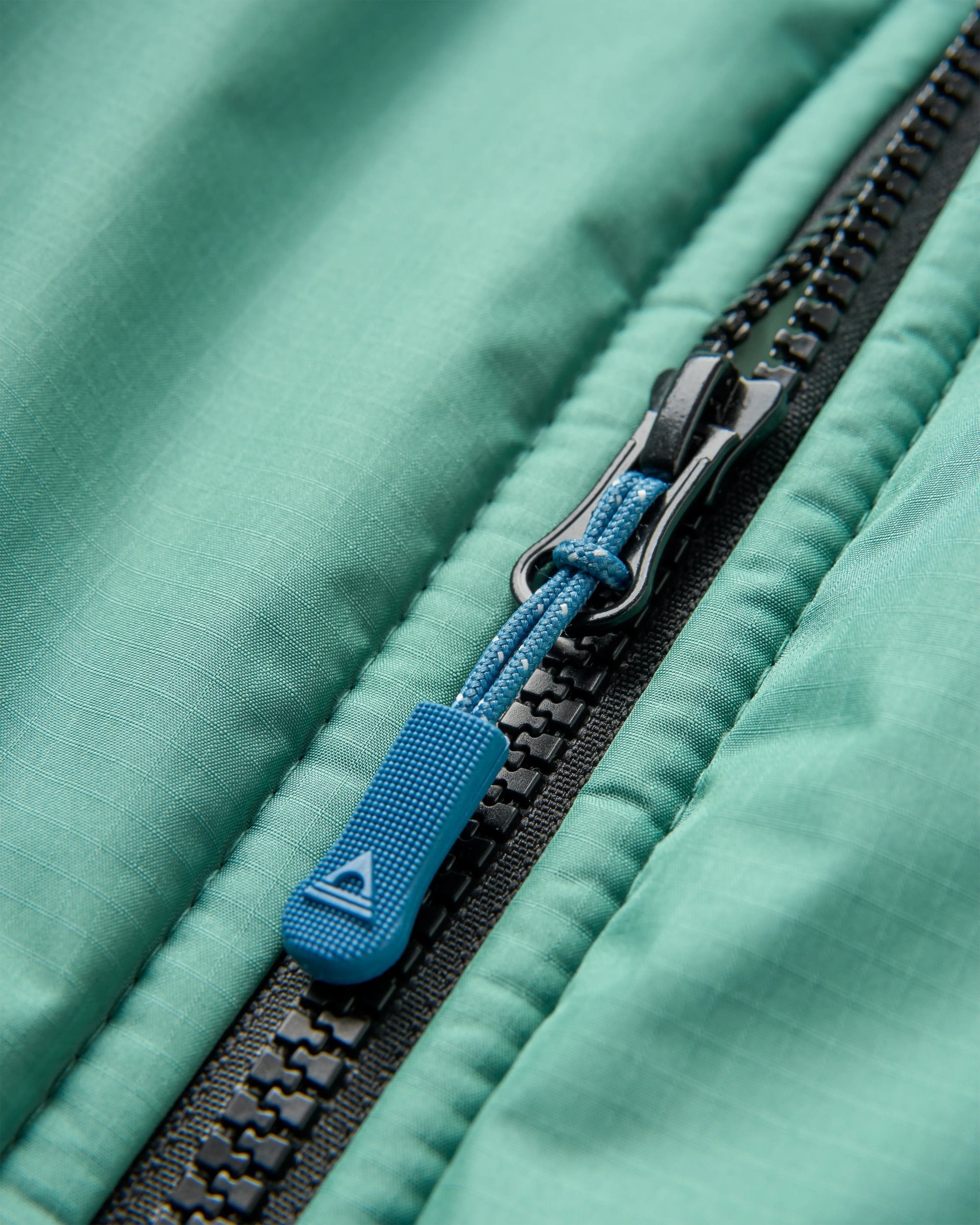 Waves Recycled Sherpa Lined Changing Robe - Spearmint/Deep Ocean - Flatlay