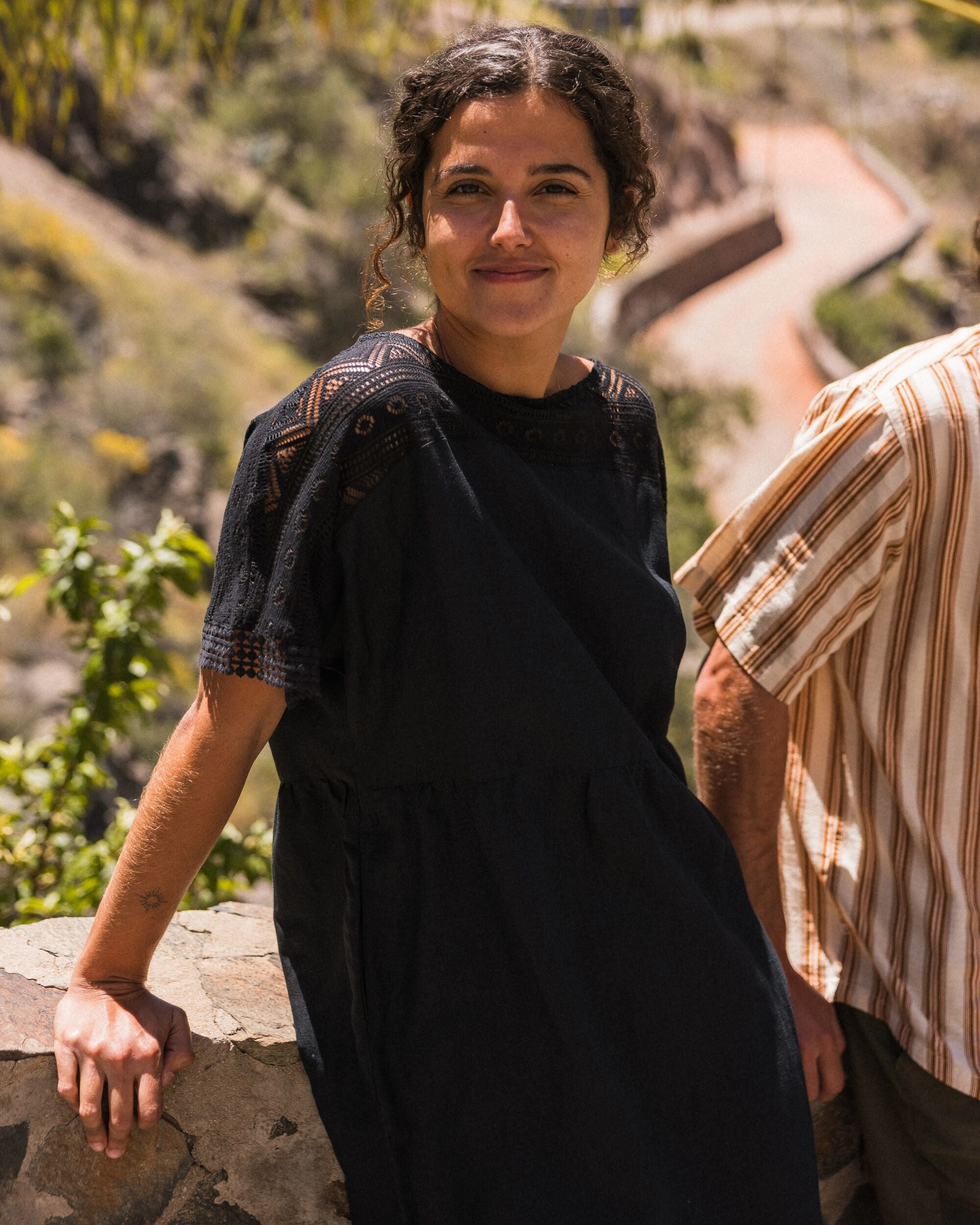 Sono Linen Beach Dress - Black - Lifestyle