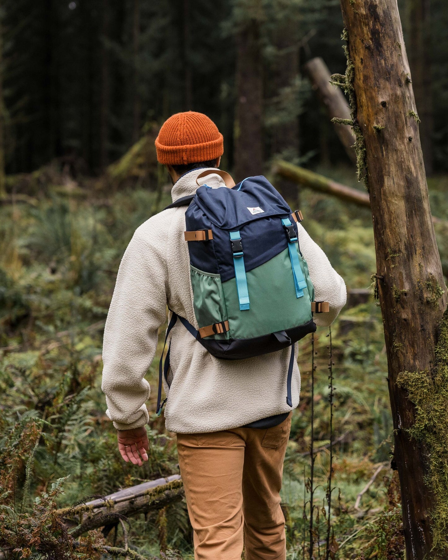 Boondocker Recycled 26L Backpack - Deep Navy/Laurel Green - Lifestyle - Male