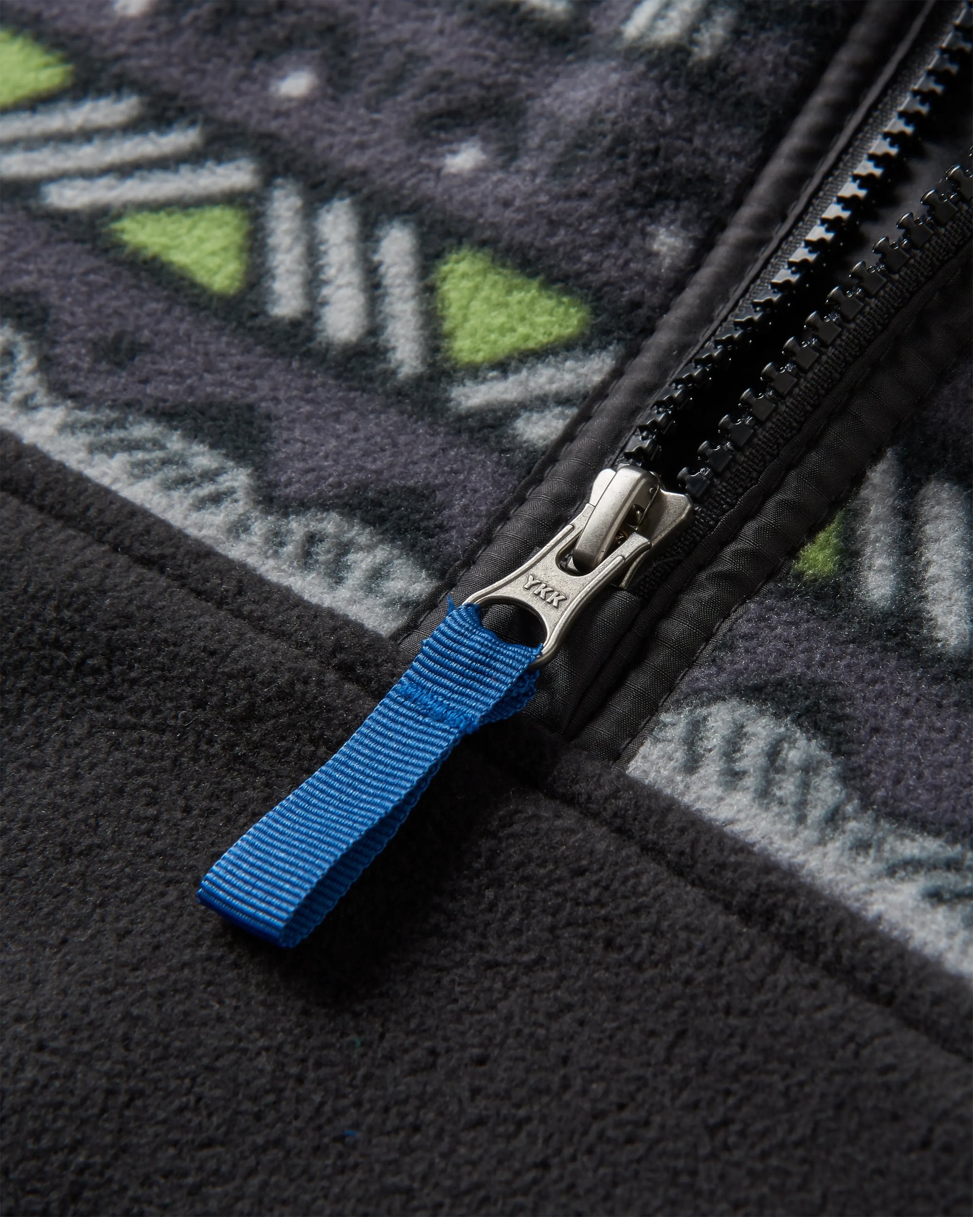 Set Off Recycled Polar 1/4 Zip Fleece - Mountain Geo Charcoal - Flatlay