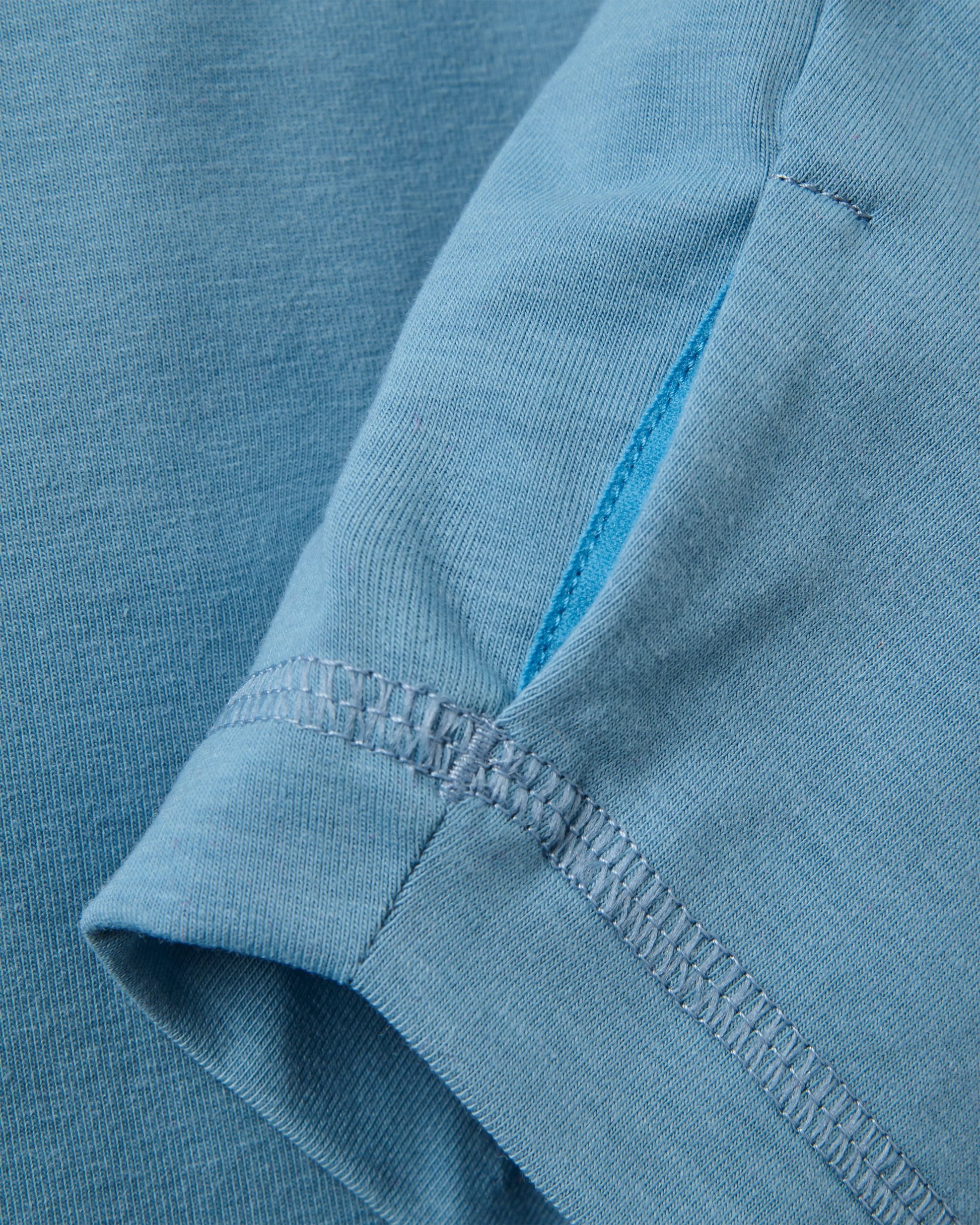 Roamscreen UPF50 LS T-Shirt - Faded Denim - Flatlay