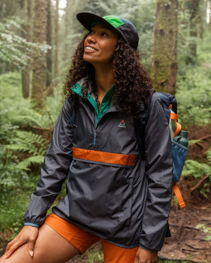 Viento Recycled Windshell Anorak - Charcoal - Lifestyle