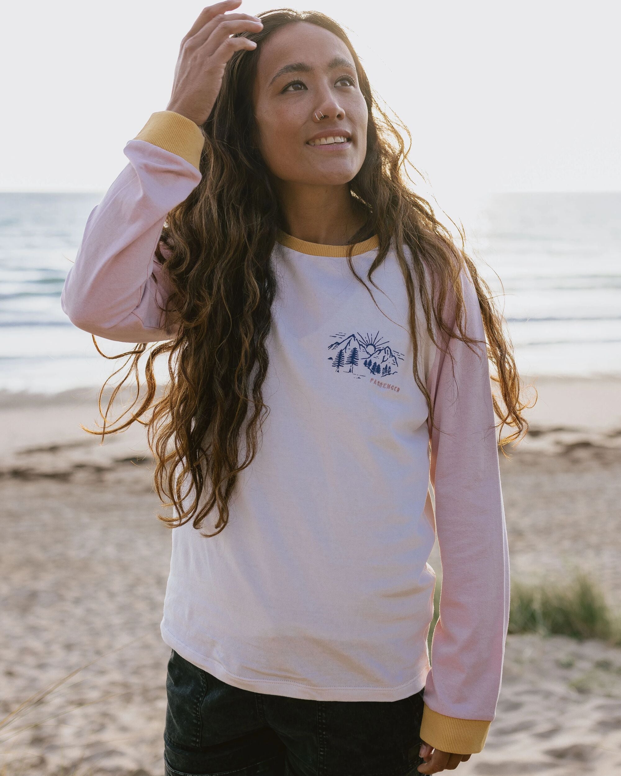 Riser Recycled Cotton LS T-Shirt - Birch - Lifestyle