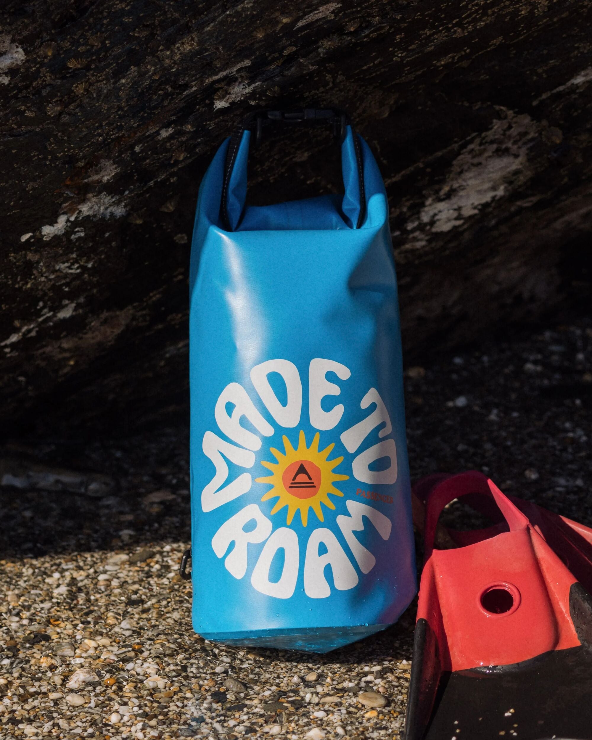 Tide 10L Recycled Dry Bag - Bluejay - Lifestyle