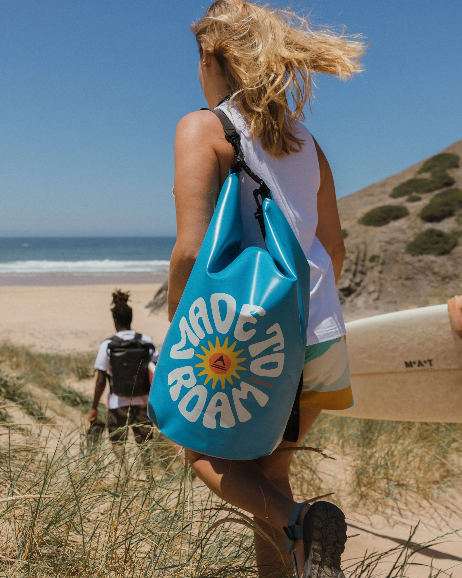 Tide 30L Recycled Dry Bag - Bluejay - Lifestyle - Female
