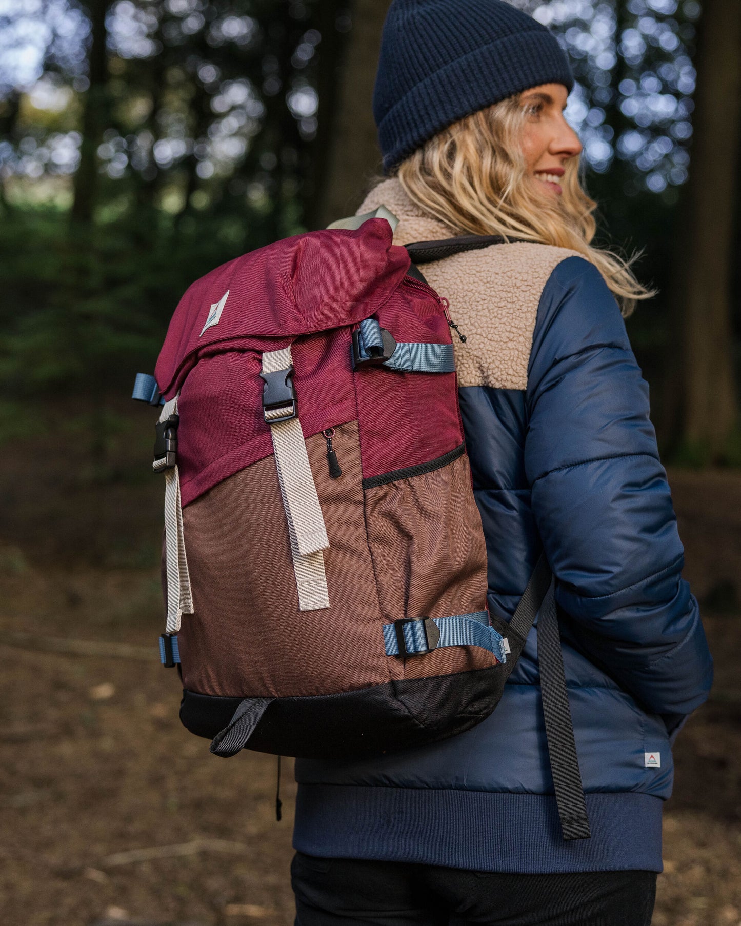 Womens_Boondocker Recycled 26L Backpack - Burgundy/Chestnut