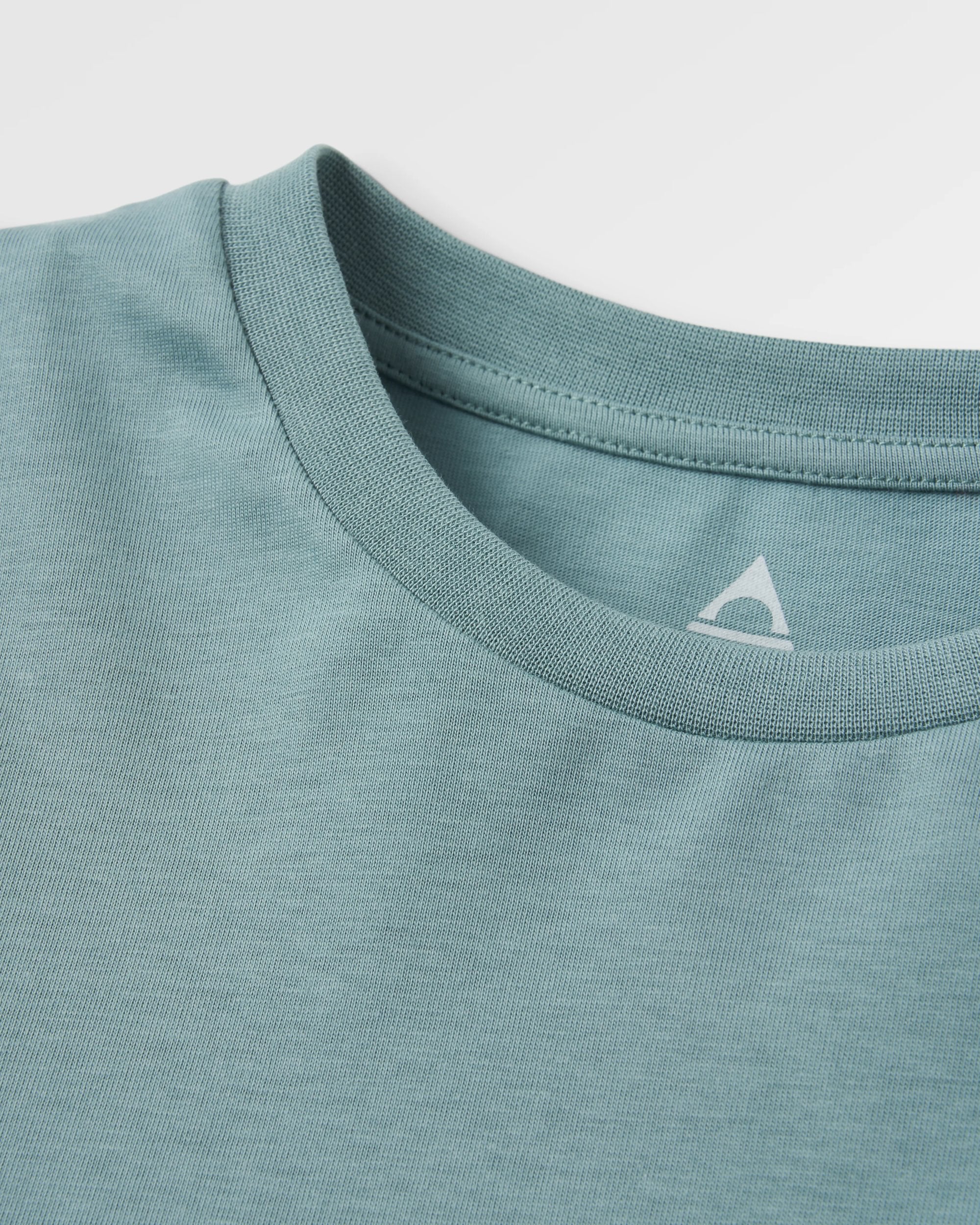 Waves & Trees Organic Cotton LS T-Shirt - Stormy Sea - Flatlay