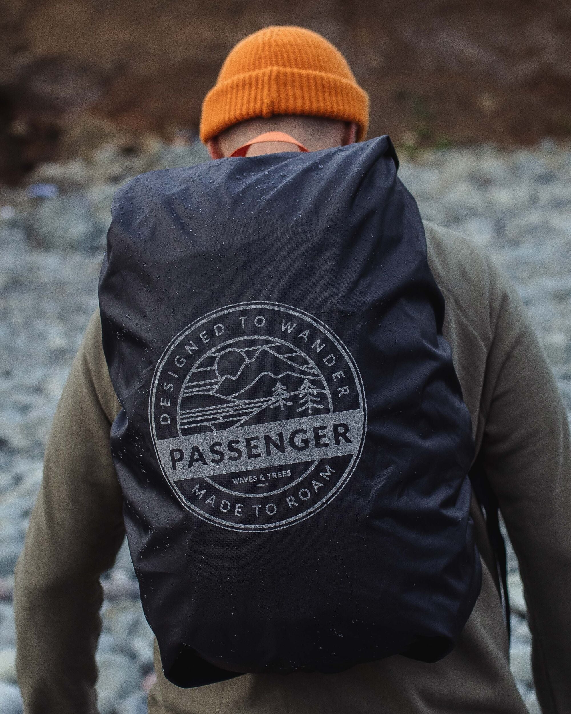 Recycled Waterproof Backpack Cover (18-35L) - Black - Lifestyle - Male