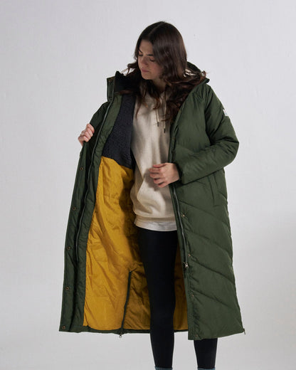 Tasman Recycled Long Insulated Jacket - Fir Tree - Studio Model