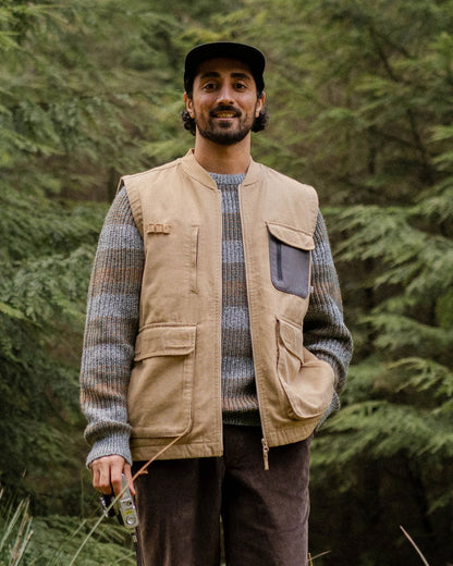 Explorers Organic Cotton Canvas Gilet - Stone - Lifestyle