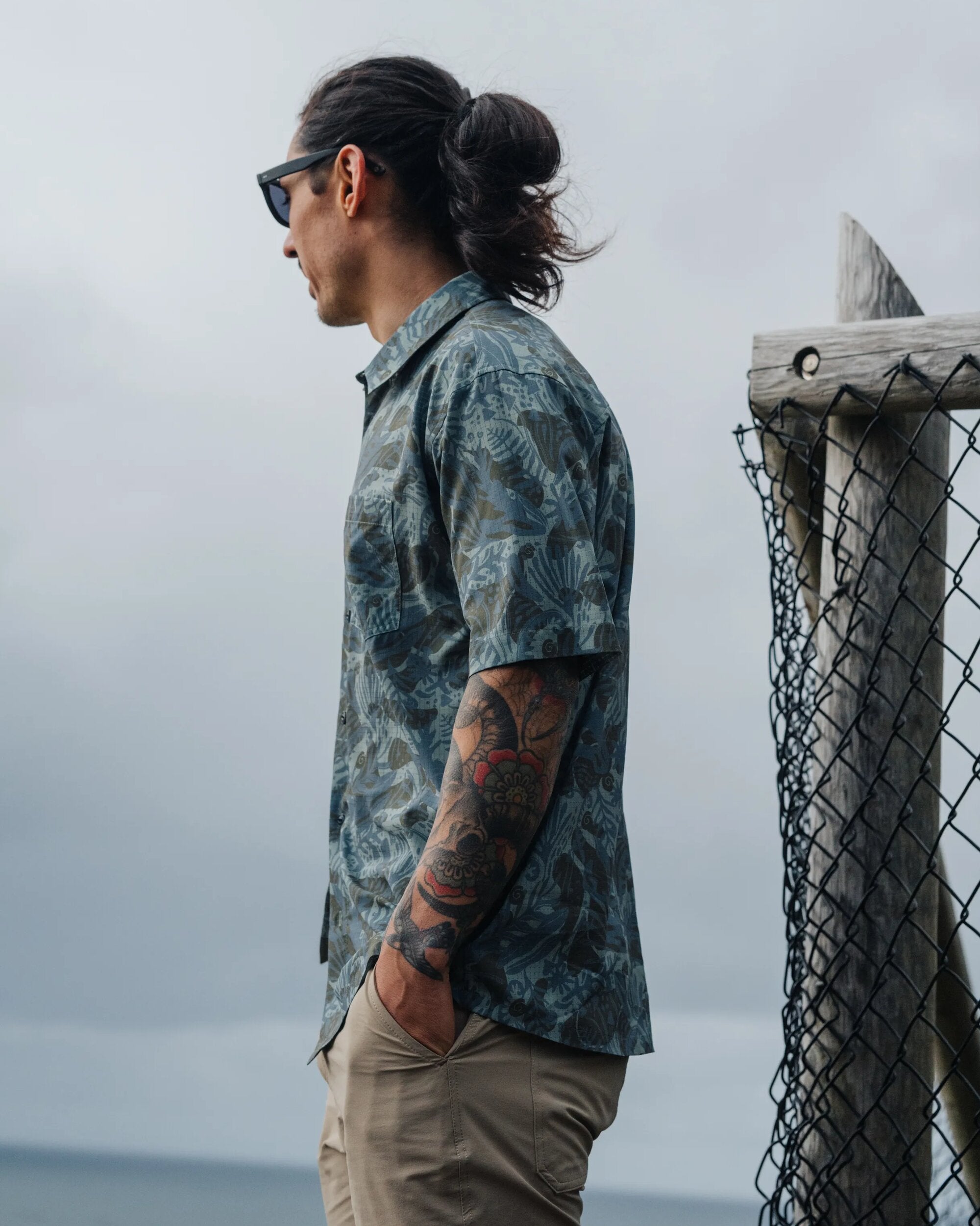 Sundowner Stretch Short Sleeve Shirt - Abstract Seaweed Camo - Lifestyle - Male