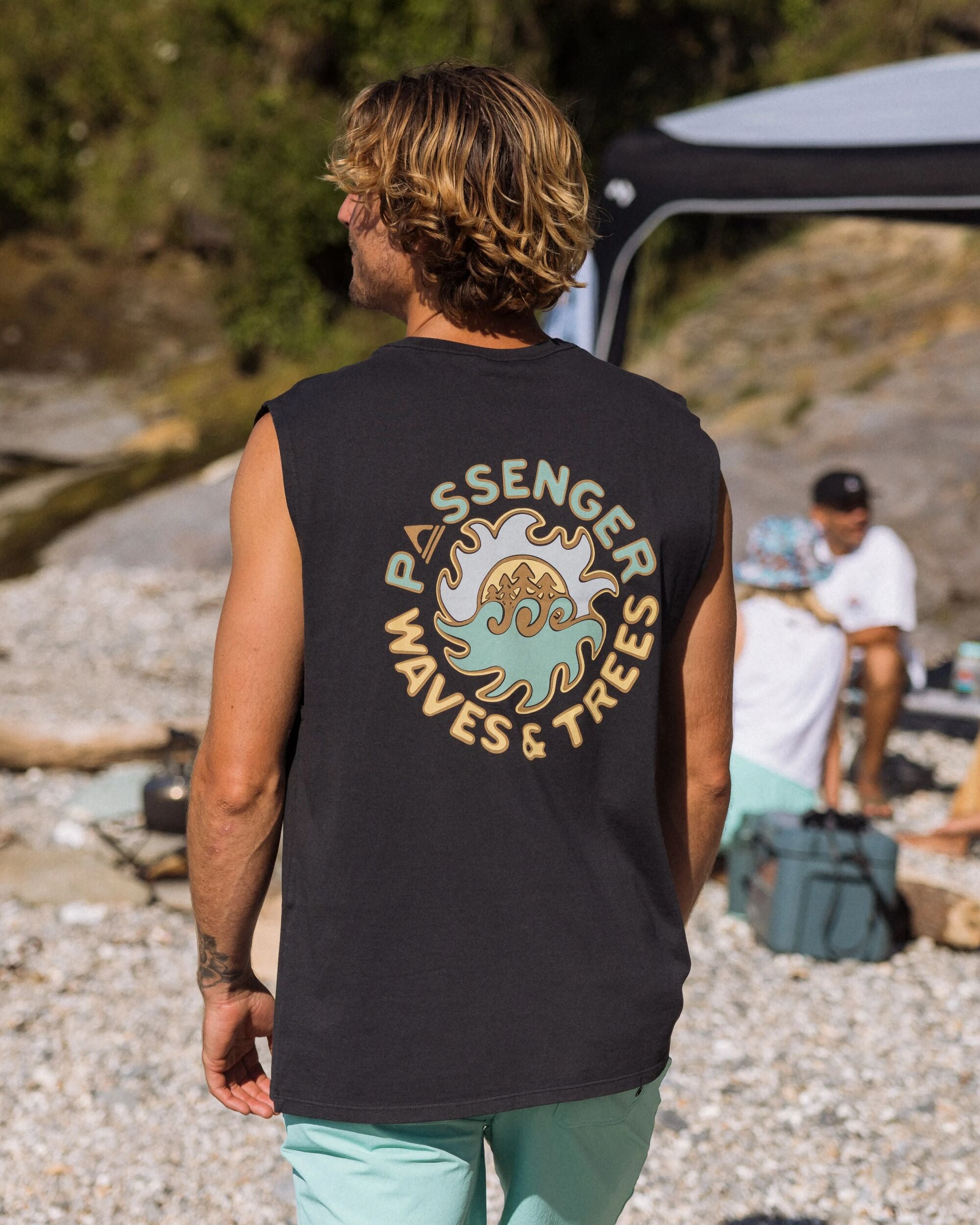 Dune Men's Recycled Cotton Vest - Black - Lifestyle