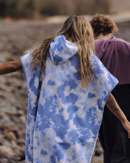 Womens_Tulum Recycled Towel Poncho - Tie Dye Cornflower