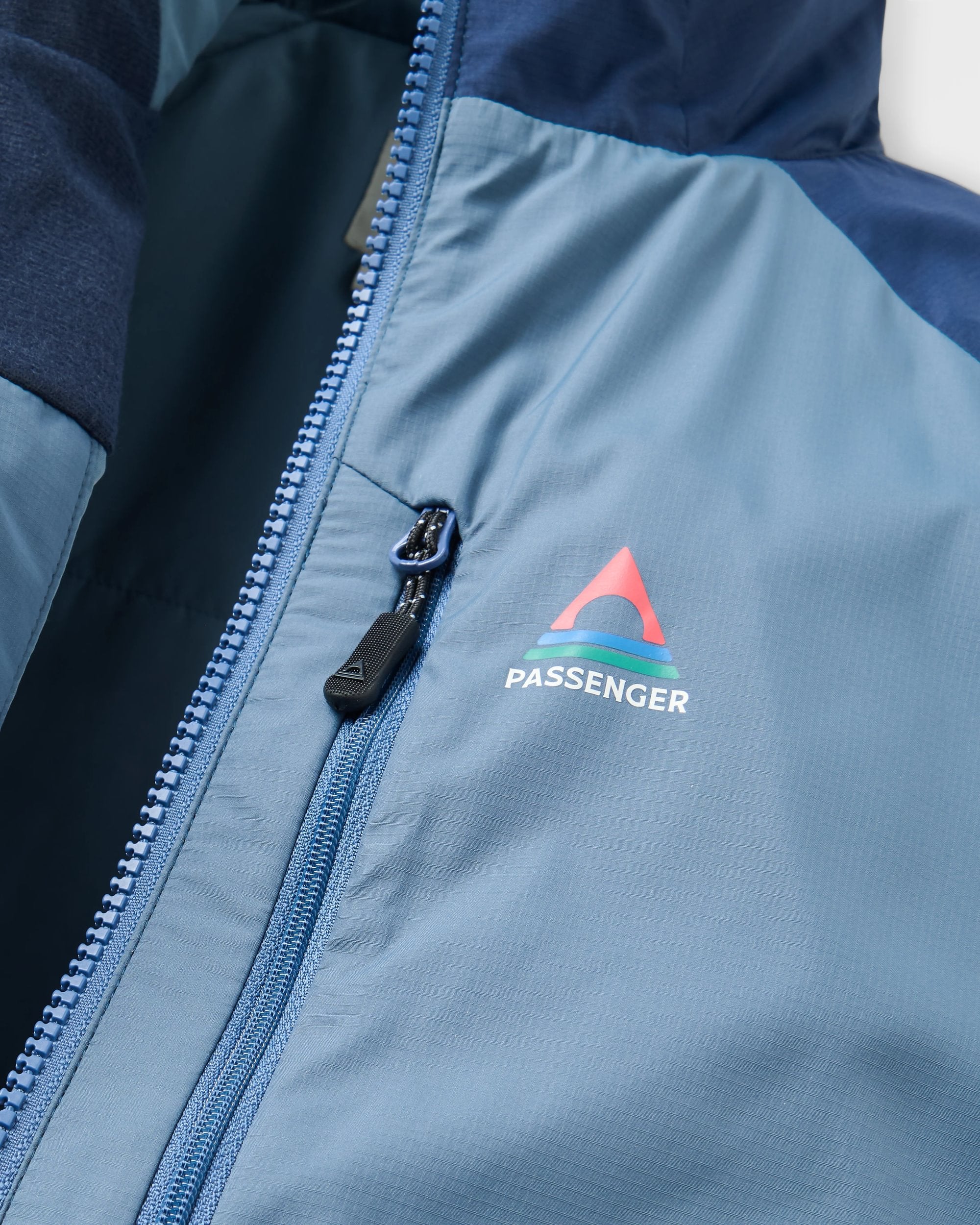 Daybreak Lightweight Recycled Thermore® Insulated Hoodless Jacket - Rich Navy/Storm Grey/Dark Denim - Flatlay