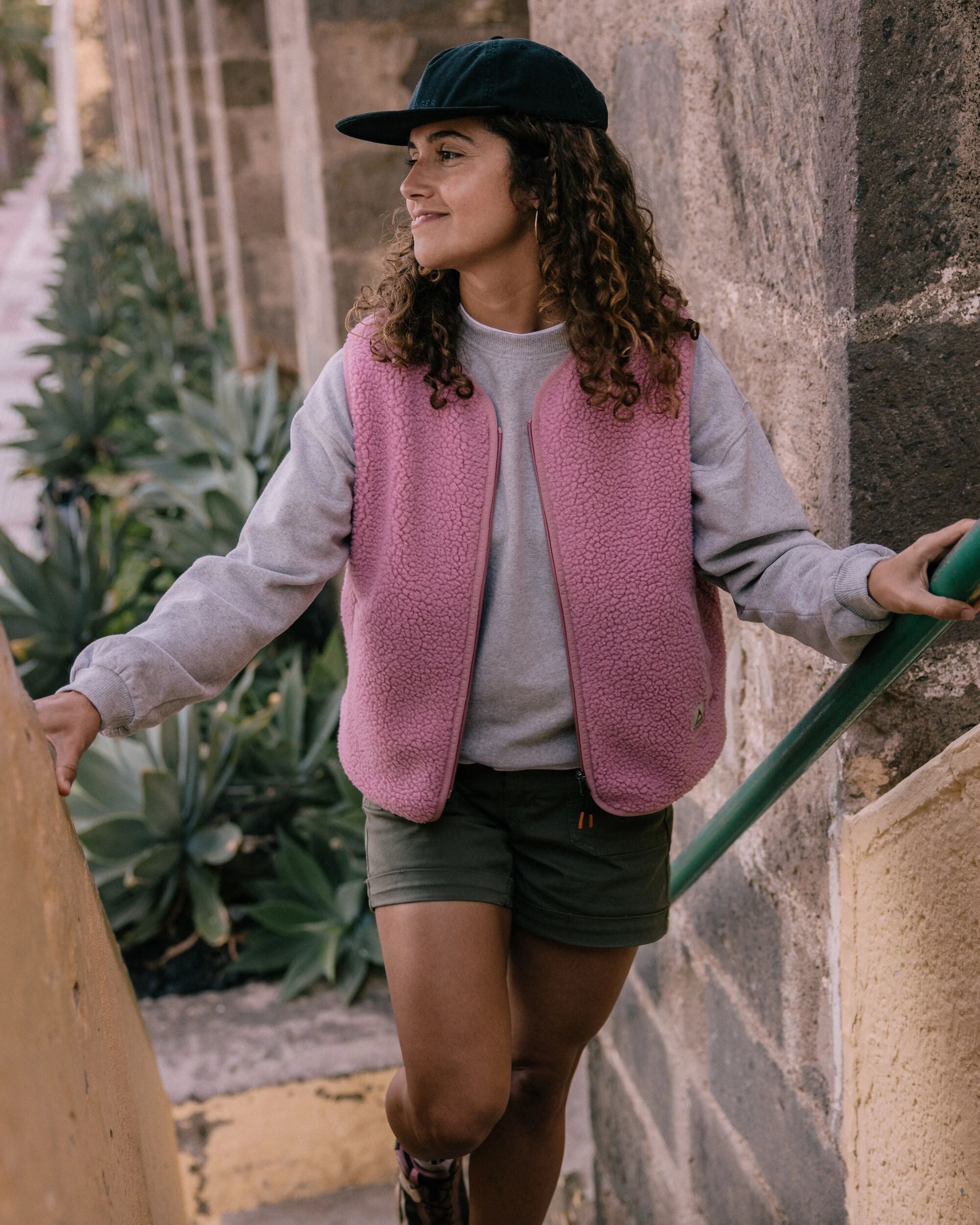 Tawny Collarless Deep-Pile Sherpa Gilet - Pink Haze - Lifestyle