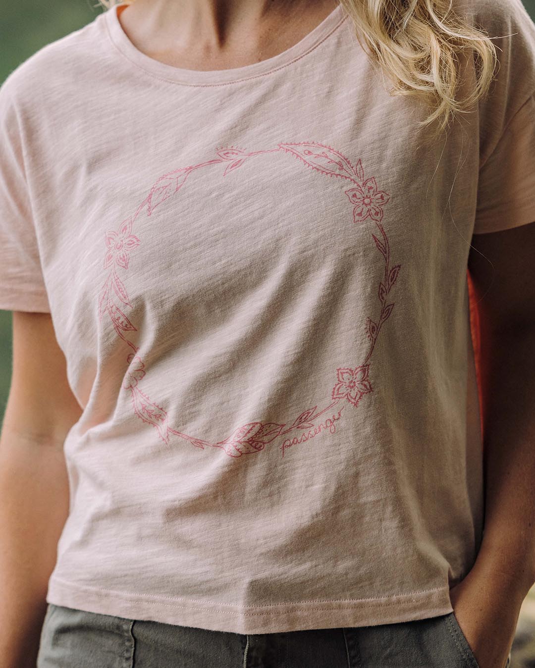 Daisy Chain Recycled Cotton T-Shirt - Peach Whip