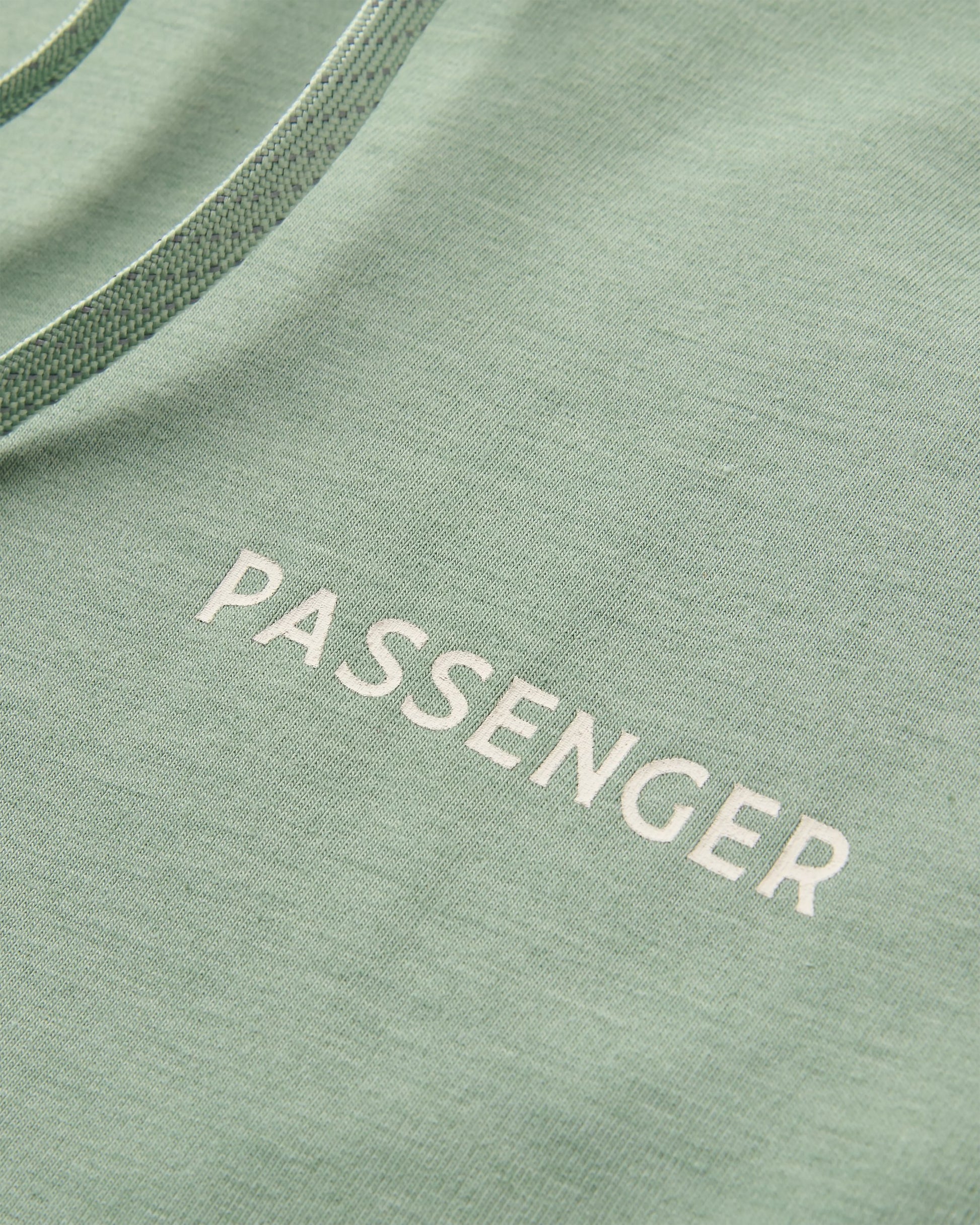 Roamscreen UPF50 Women's Hoodie - Pistachio - Flatlay