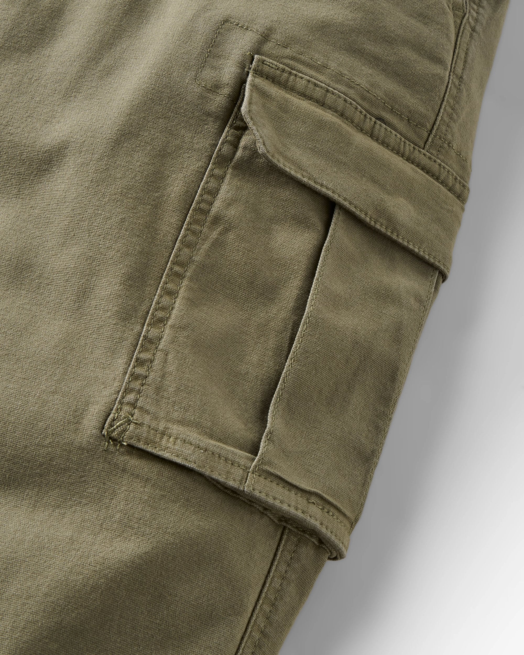 Lakeside Cargo Cotton Trouser - Dusty Olive - Flatlay