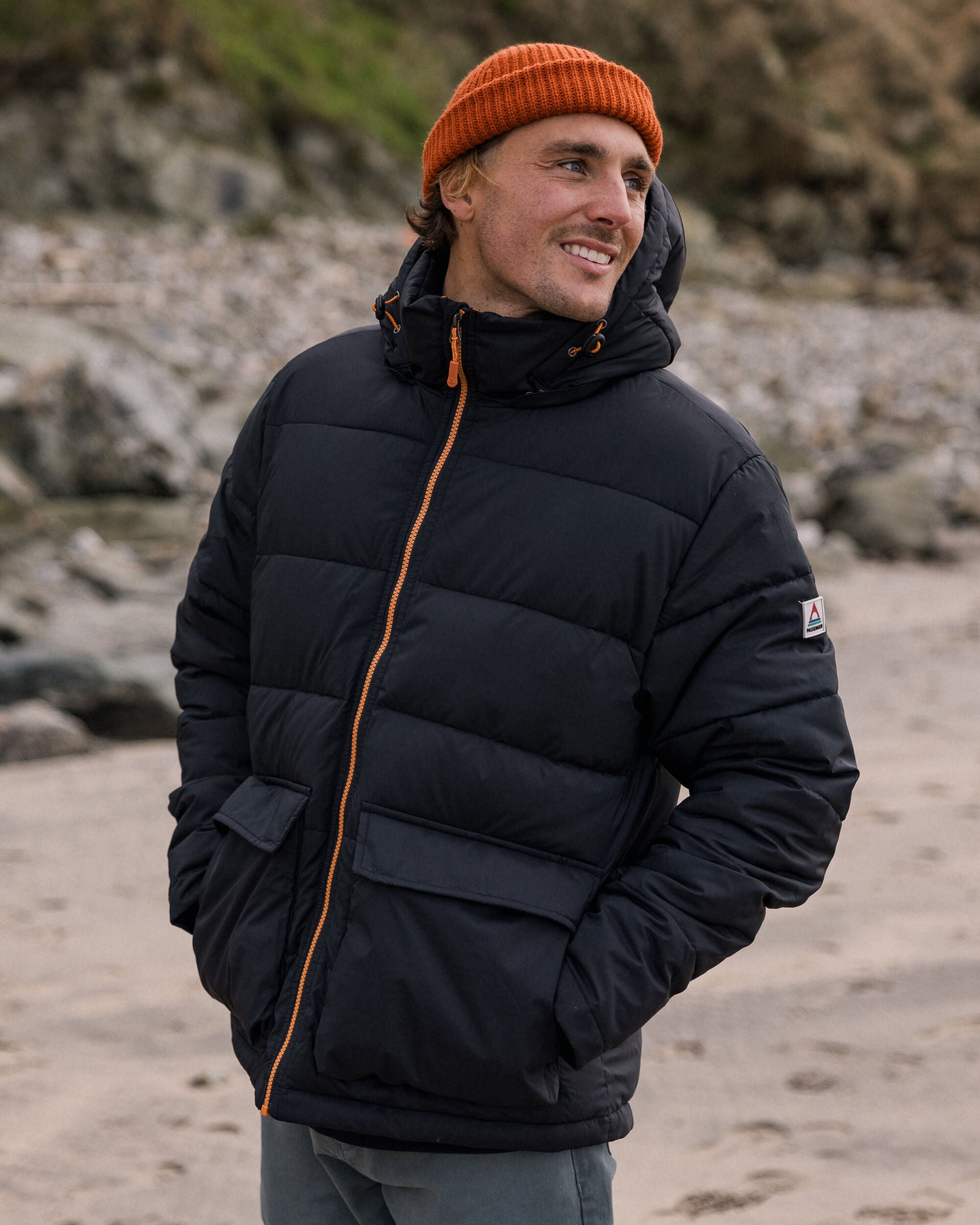 Manitoba Recycled 2.0 Jacket - Black - Lifestyle