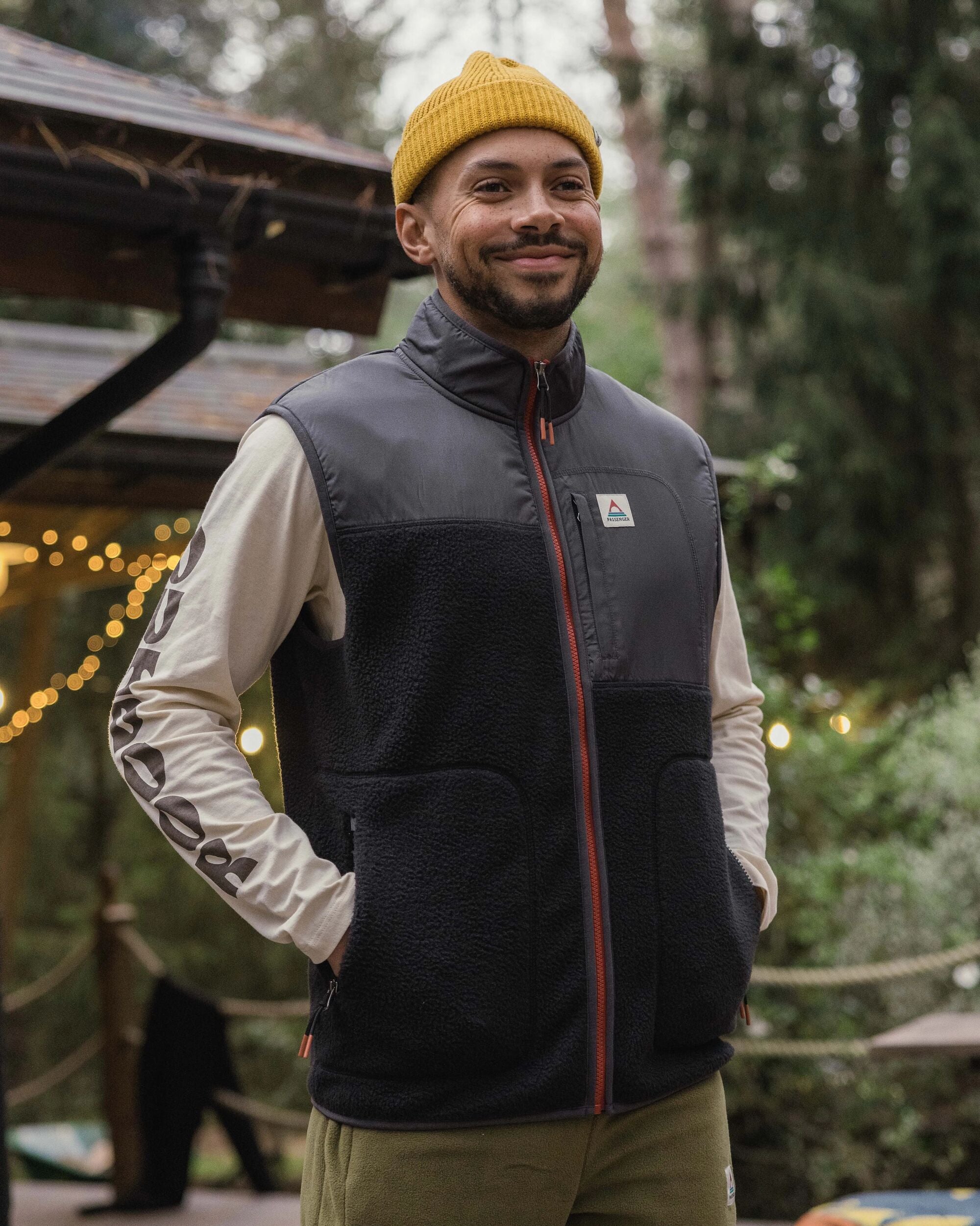 Offgrid Recycled Sherpa Fleece Vest - Black - Lifestyle