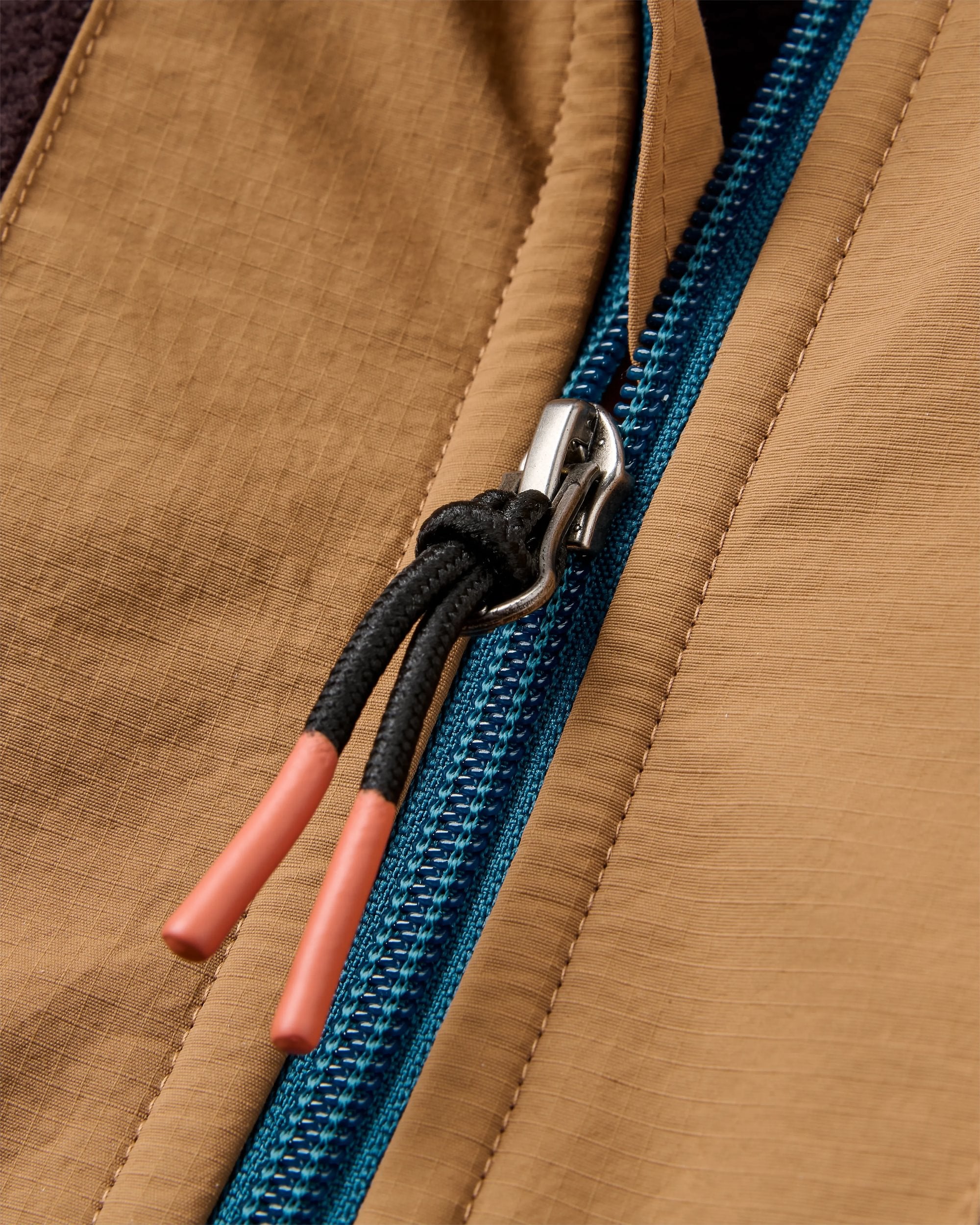 Woodland Hoodless 1/2 Zip Recycled Polartec® Fleece - Espresso/Tidal Blue  - Flatlay