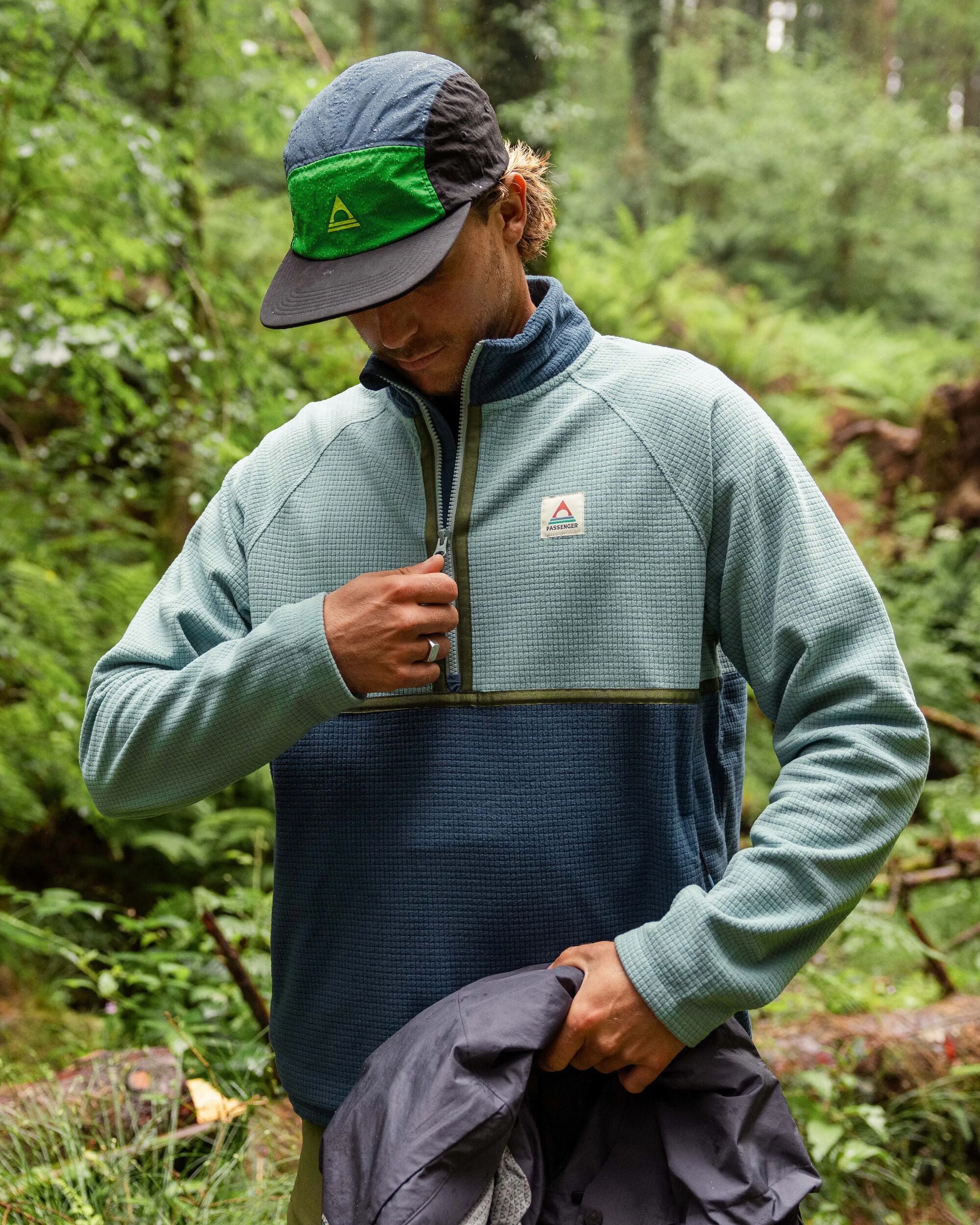 Overlook Recycled Grid Polar Fleece - Arctic/Dark Denim - Lifestyle