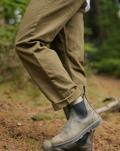 Adventurer Organic Canvas Trouser - Dark Olive - Lifestyle