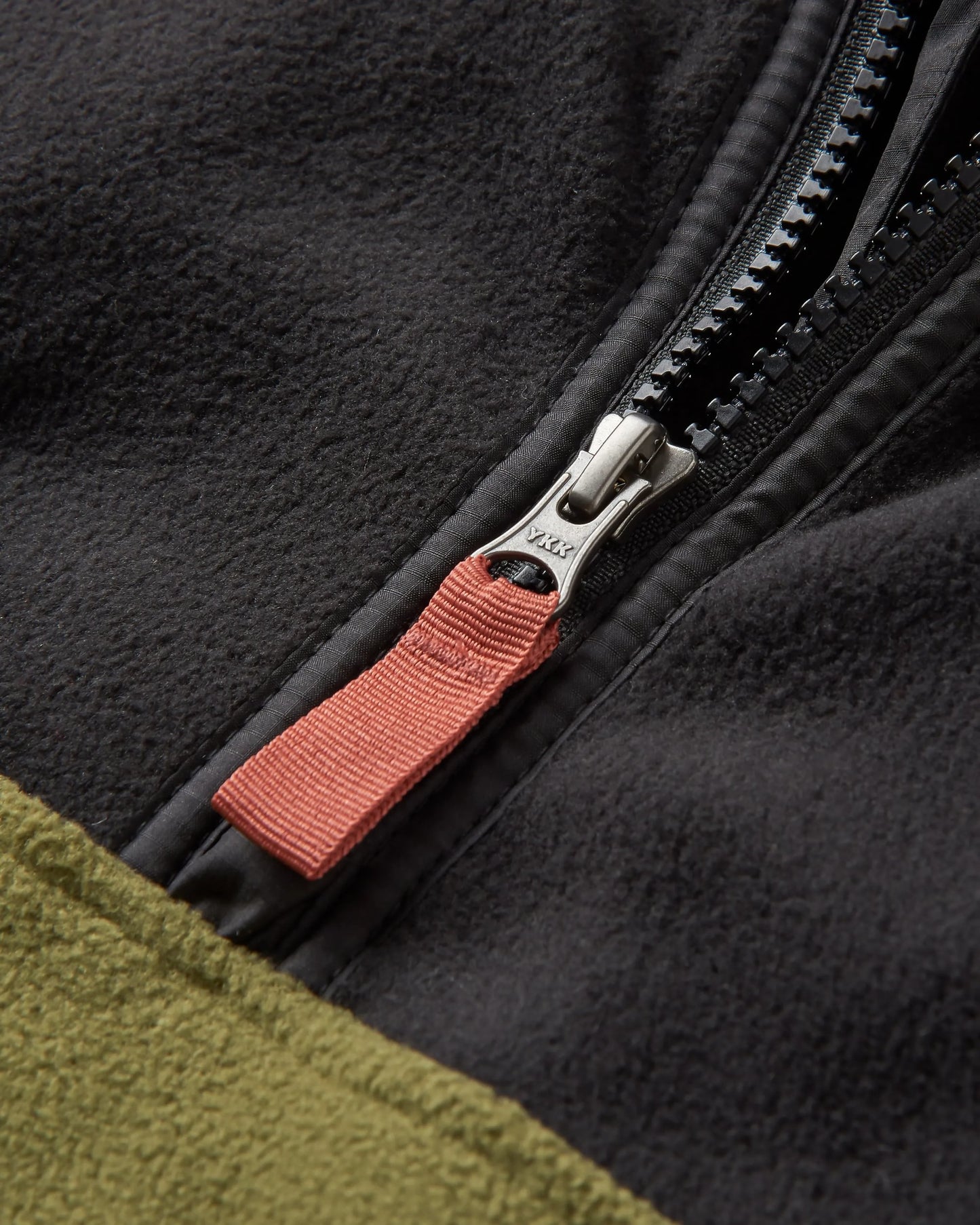 Set Off Recycled Polar Hooded Fleece - Black/Khaki