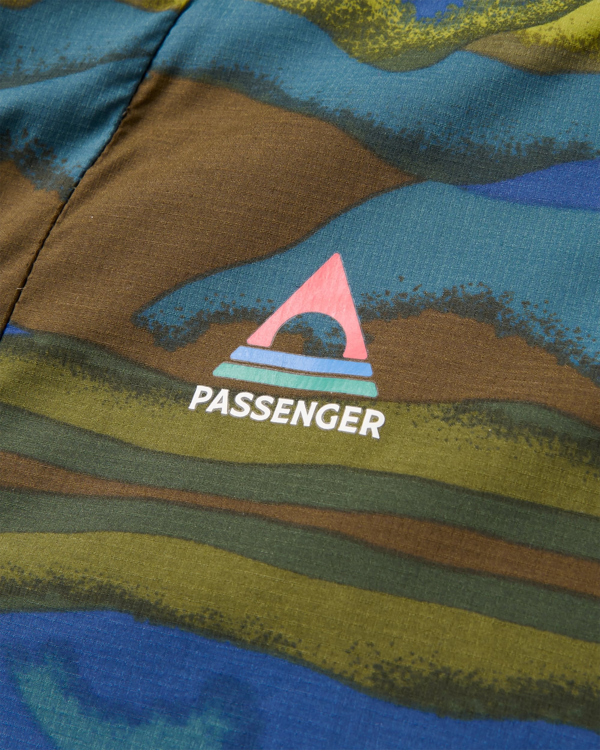 Gusto 2.0 Windshell Anorak - Reflection Khaki - Flatlay