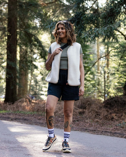 Tawny Collarless Deep-Pile Sherpa Gilet - Oat - Lifestyle